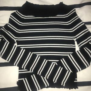 kendall and kylie turtleneck